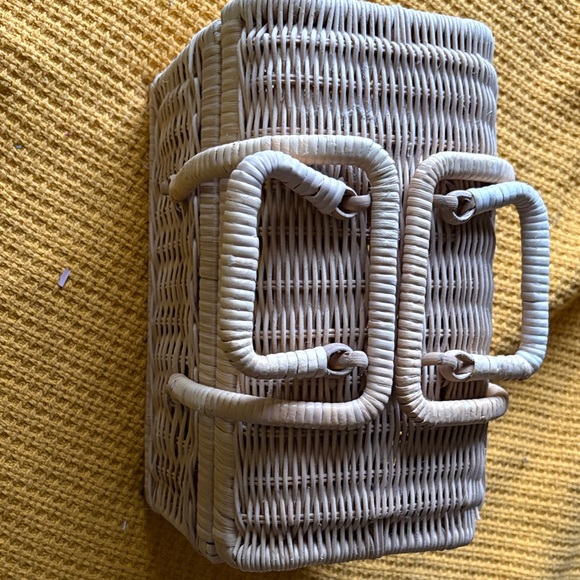 Woven Rattan Handbag - Picture 2 of 3